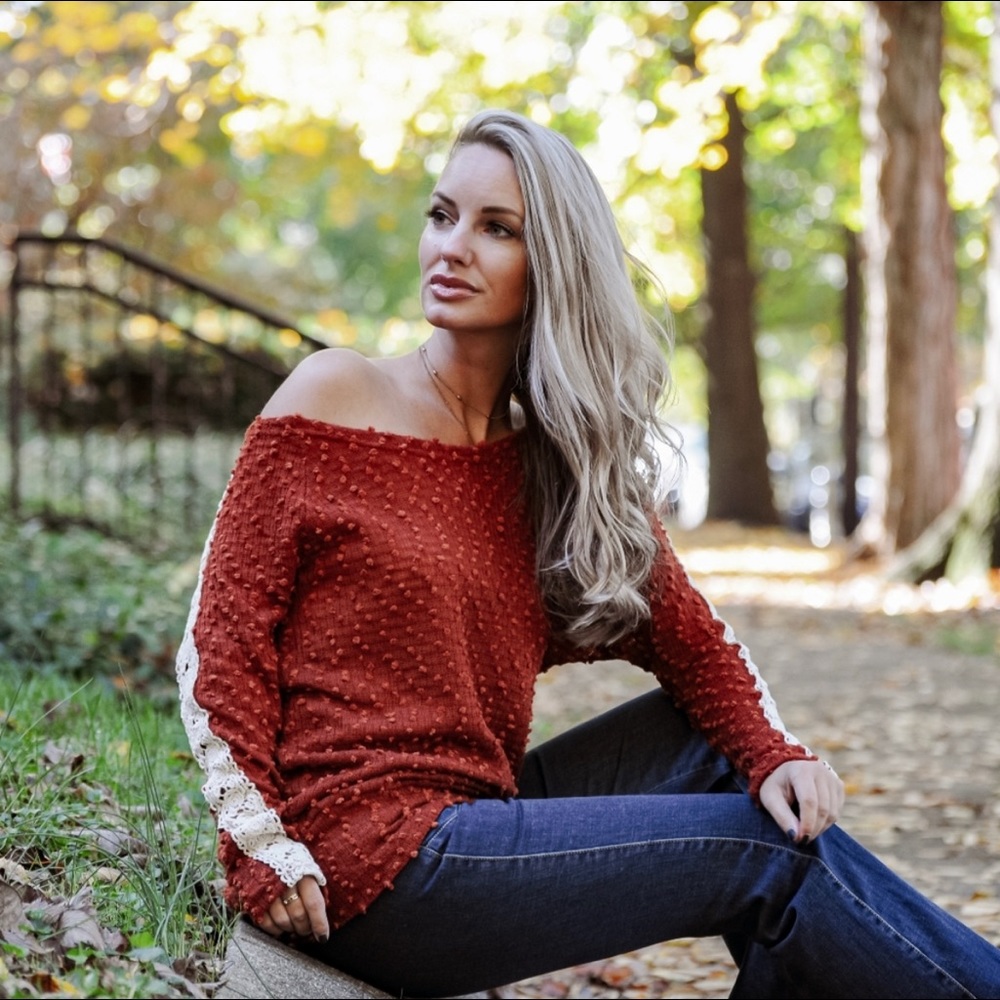 Red/orange popcorn sweater